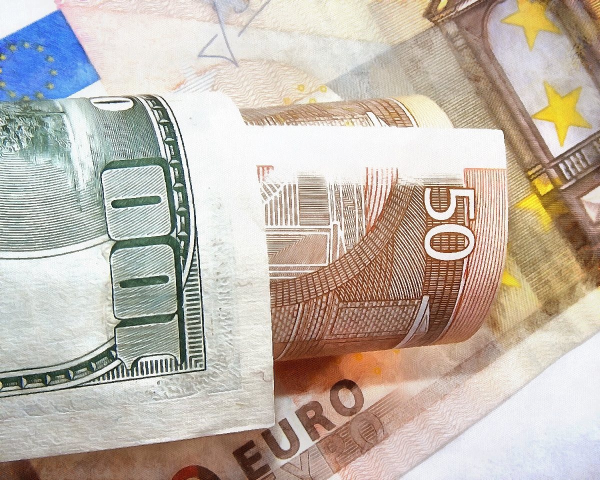 Make money, Earn Money. USD Public domain images.